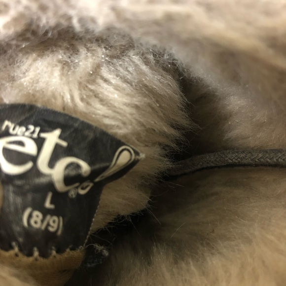 RUE 21 ETC Brown Boots Size L( 8/9) - Picture 3 of 5